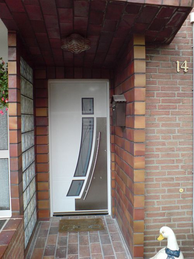 Inotherm Haustür flügelüberdeckend