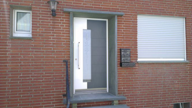 Inotherm Haustür zweifarbig